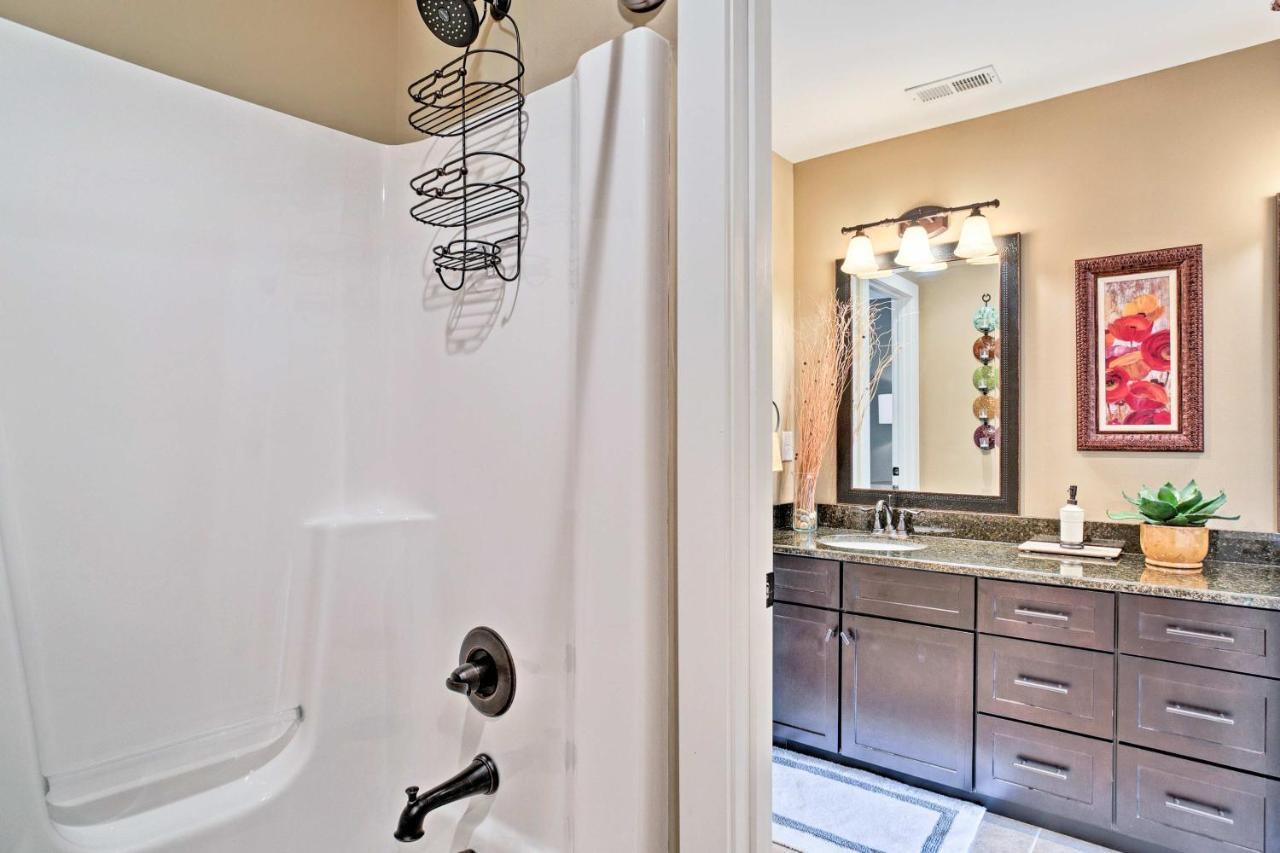 Lake-View Silver Point Condo By Hurricane Marina! Exterior photo
